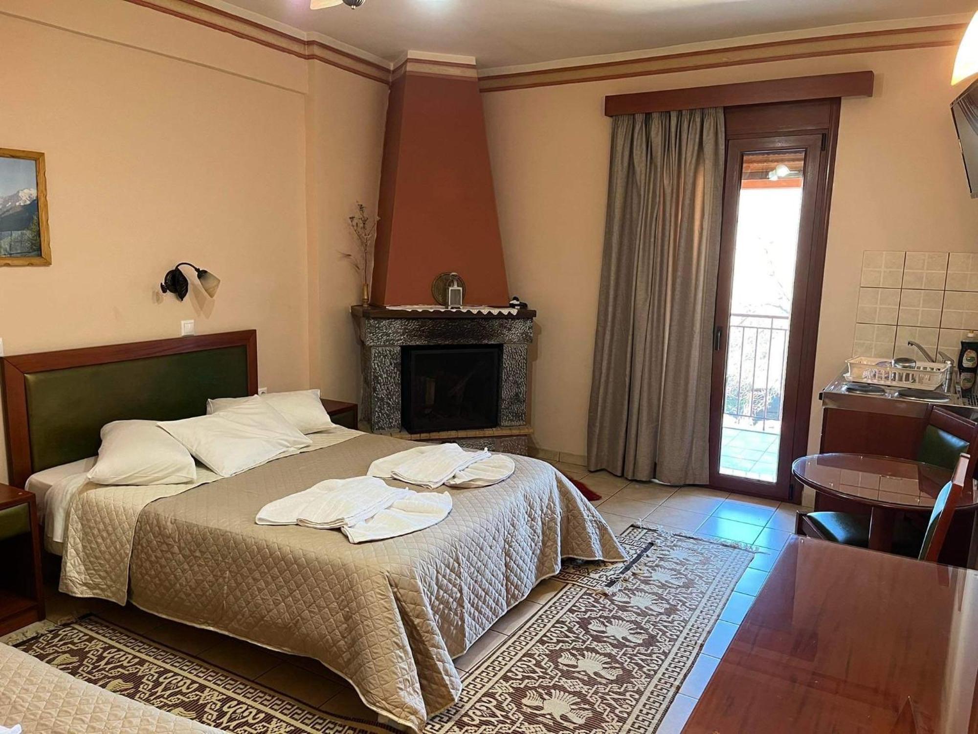 Отель To Spiti Tis Irinis Витина Экстерьер фото