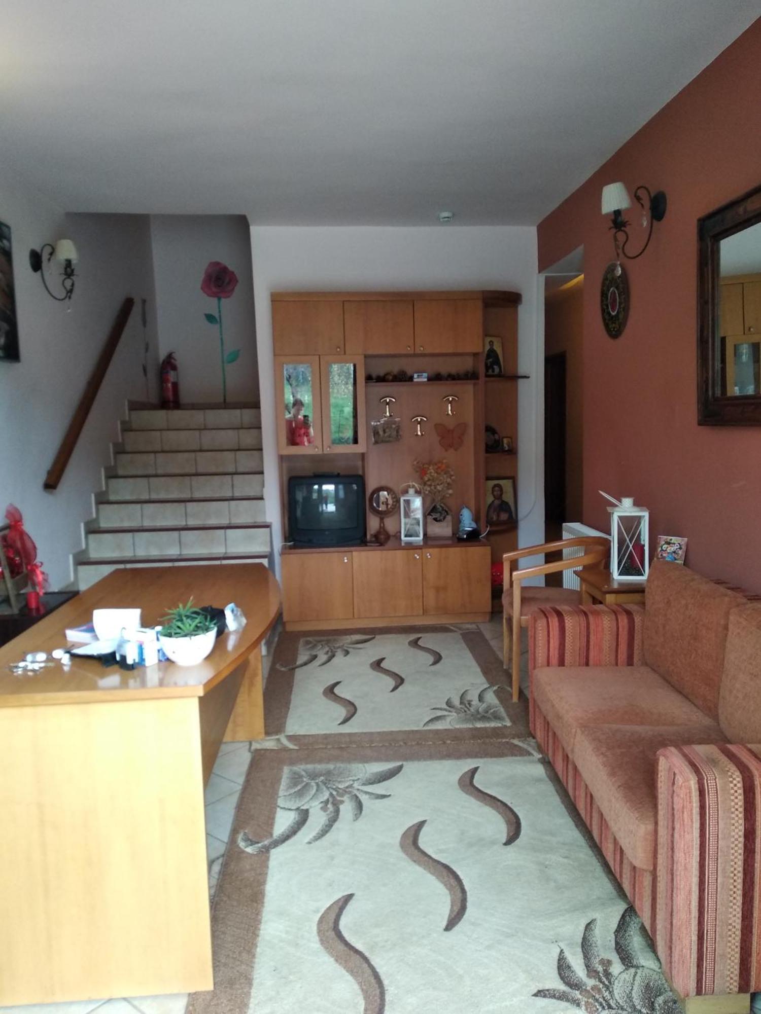 Отель To Spiti Tis Irinis Витина Экстерьер фото